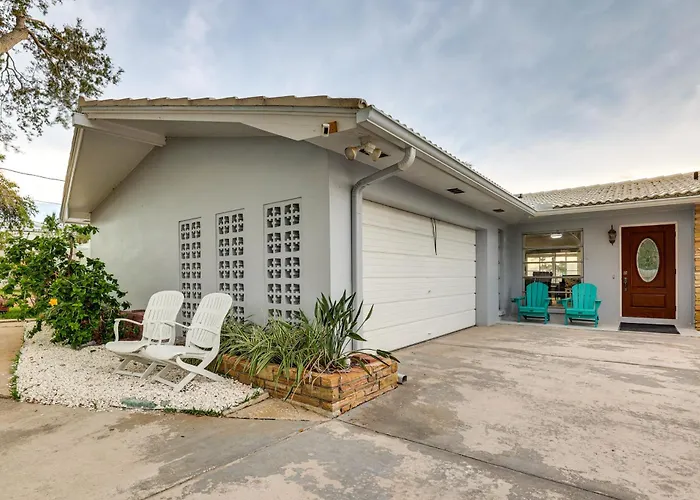 Ocean View, Pool & Boat Dock: Indian Rocks Retreat