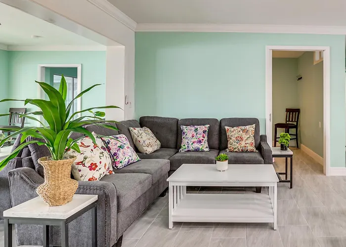 Ocean View, Pool & Boat Dock: Indian Rocks Retreat
