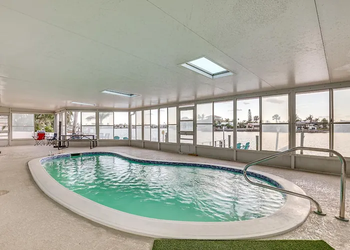 Ocean View, Pool & Boat Dock: Indian Rocks Retreat